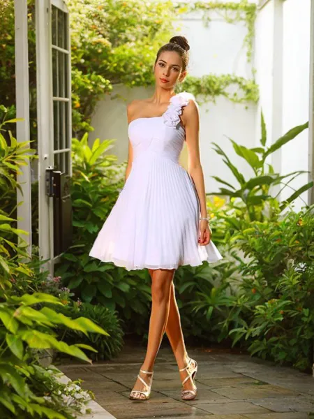A-linje One-Shoulder Ärmlös Chiffong Delikat Brudtärneklänningar Med Handgjorda Blomma