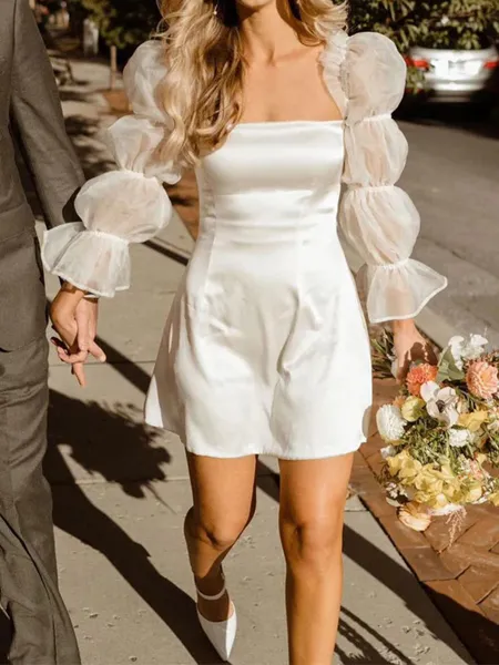 Glamourös A-linje Square Urringning Långa ärmar Volanger Kort/Mini Silk Like Satäng Bröllopsklänningar