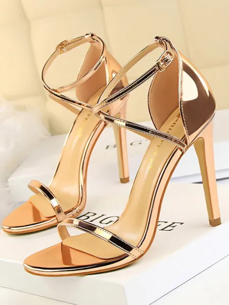 Kvinnors Lack Stilettklack Peep Toe Sandaler