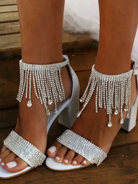 Kvinnors Satin Med Strass Peep Toe Chunky Heel Bröllopsskor