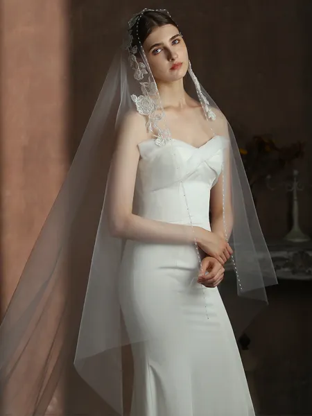 Charmig Tyll One-Tier Cathedral Bridal Veils